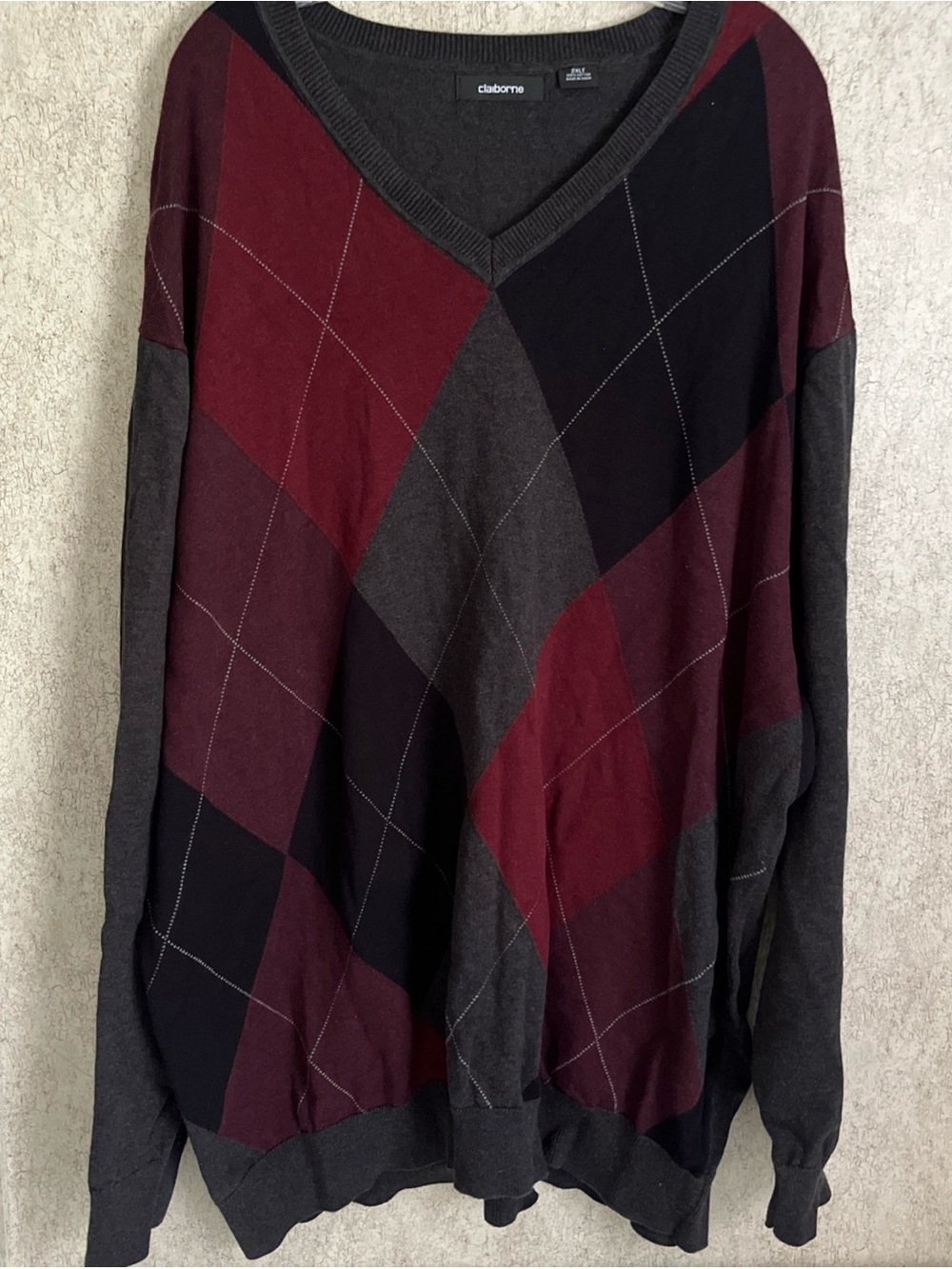 Claiborne Men's Burgundy and Charcoal Argyle V-Neck Sweater 2XLT